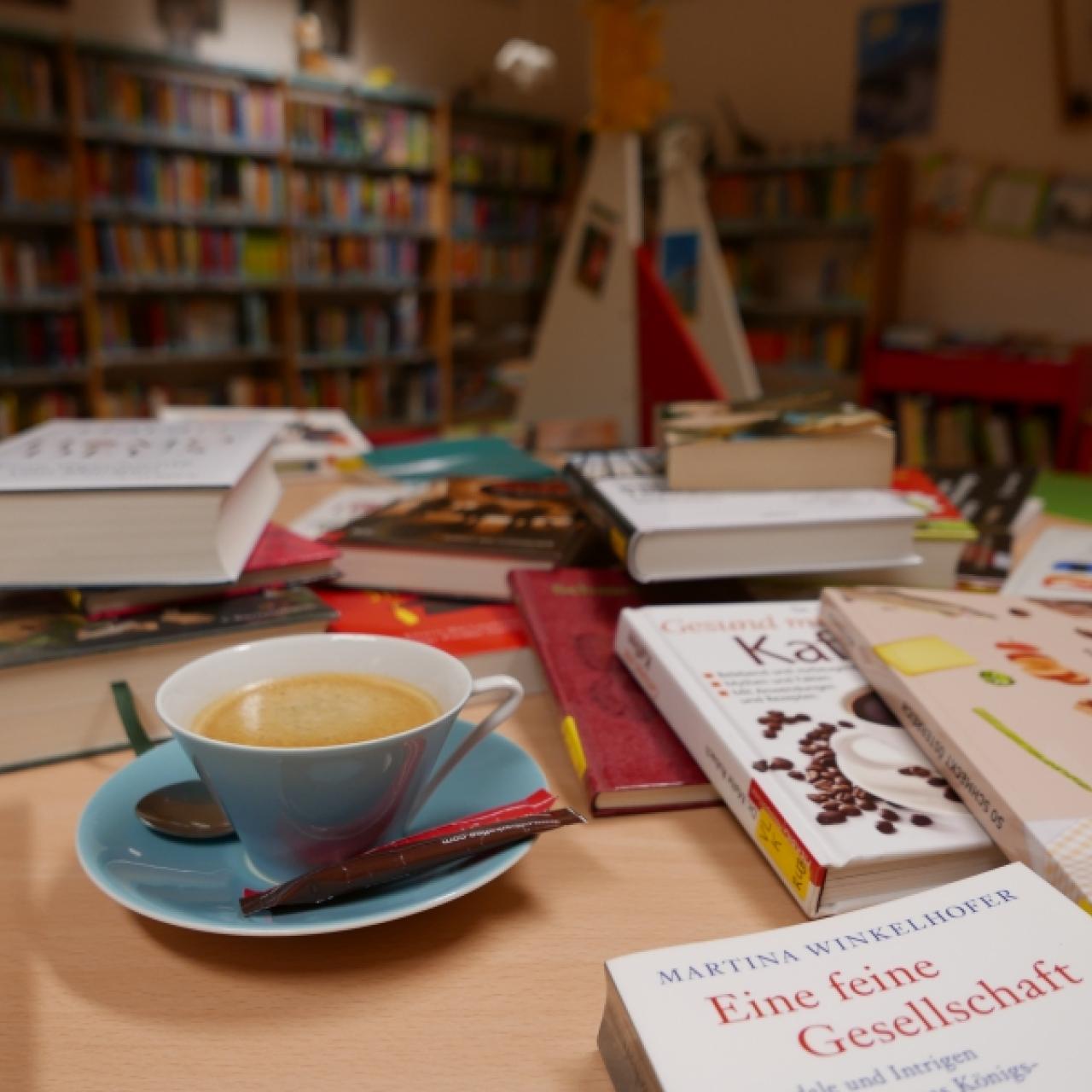 Bücher zum Kaffee